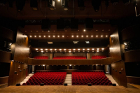 С 1 июля – коллектив театра в полном составе ушел в отпуск.